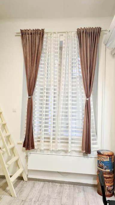 La Vida Loca Apartment Βουδαπέστη Εξωτερικό φωτογραφία