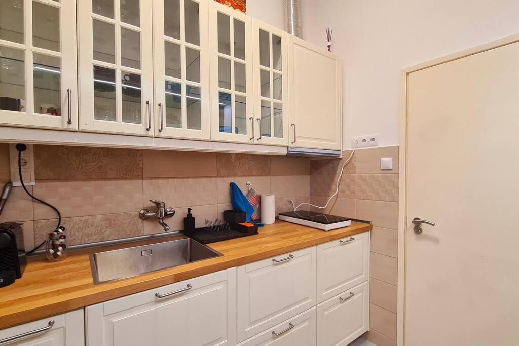 La Vida Loca Apartment Βουδαπέστη Εξωτερικό φωτογραφία